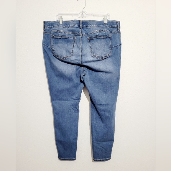 Torrid Bombshell Skinny Jeans Women’s Plus Size 22S Premium Stretch - Picture 4 of 14